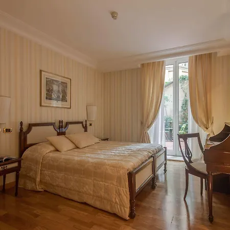Szálloda Cecil 3*
