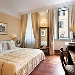 Cecil Hotel 3*